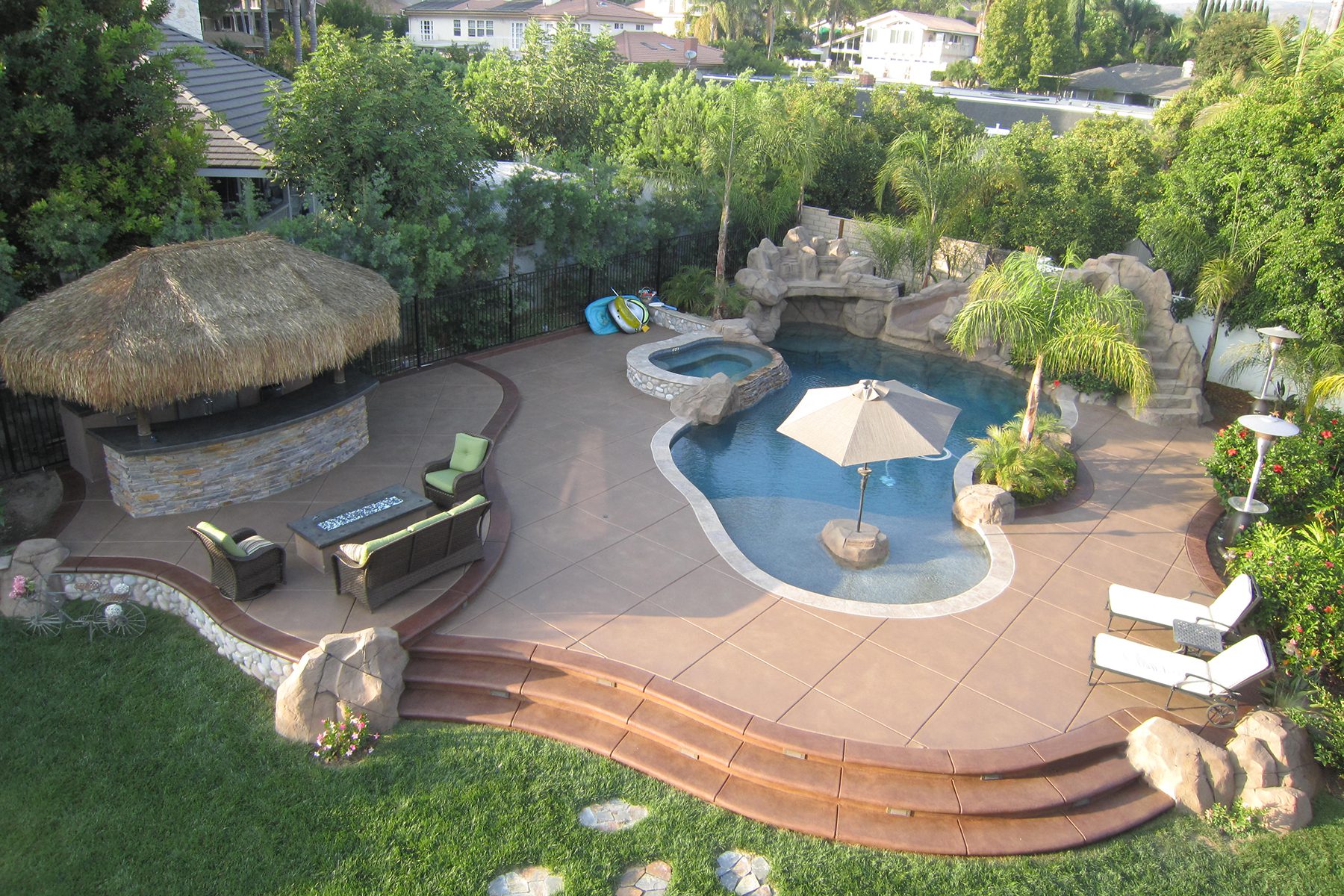 Martin Pool Garnet Residence